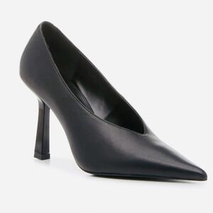 ALMOST NEW Steve Madden Carlisle Heels